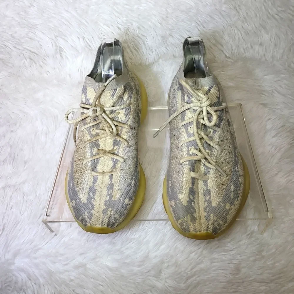Men's yeezy boost 380 citrin alien,sz 9.5 needs cleaning!
